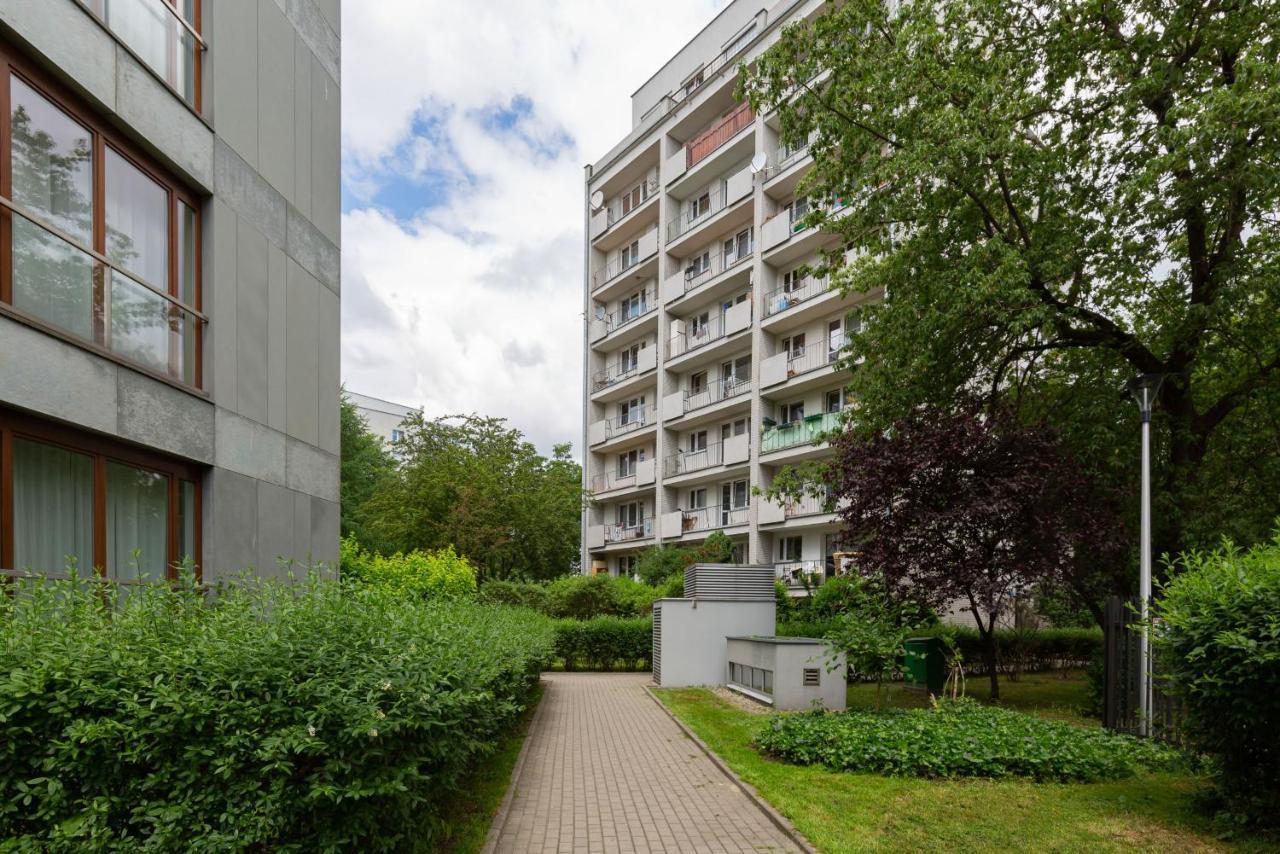 Central Apartment Solec Wilanowska By Noclegi Renters Warschau Exterior foto